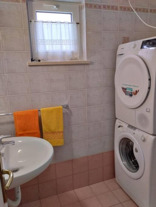 Apartma Oljka Pomjan Smarje (Koper)
